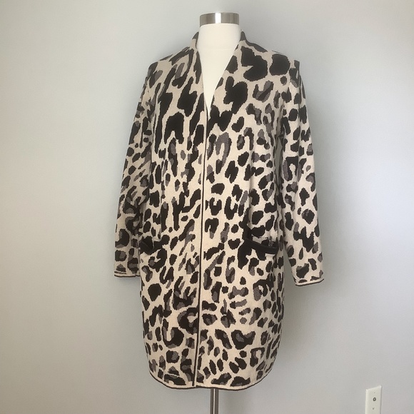 Chico's Leopard Print Open Cardigan Sweater Pockets Size2 - Picture 2 of 16